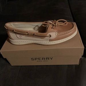 Women’s Sperry Shoes